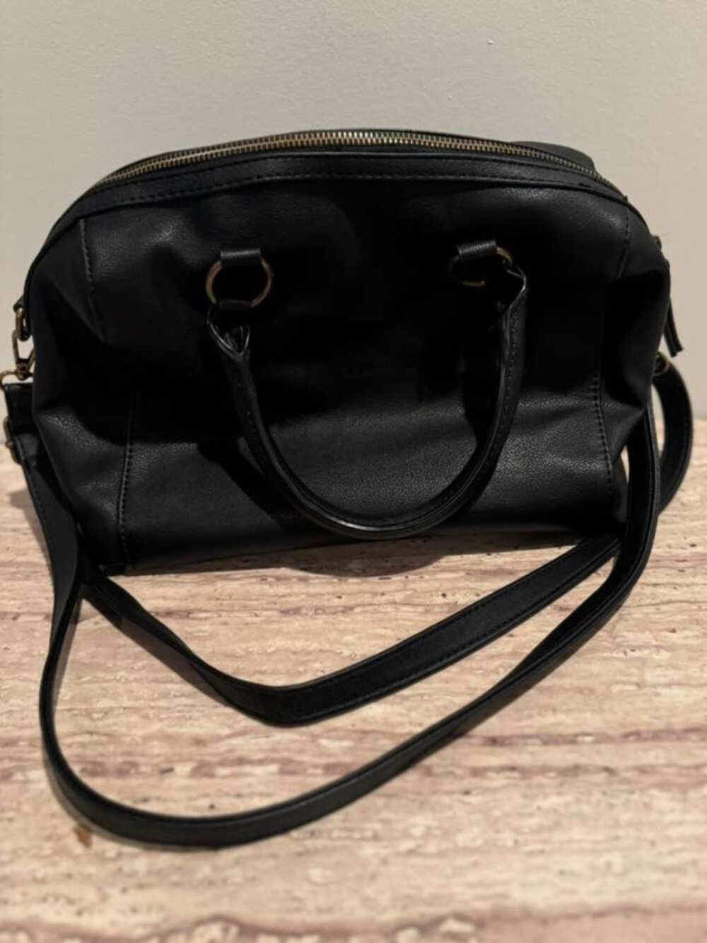NWT 100% Authentic Style & Co. Sleek Black Crossbody Bag